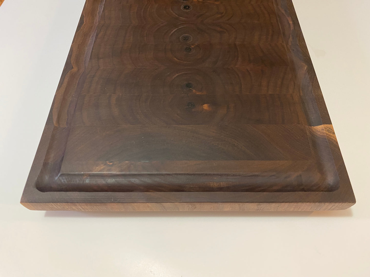 Walnut End Grain Cutting Board – Handmade Butcher Block for Kitchen
