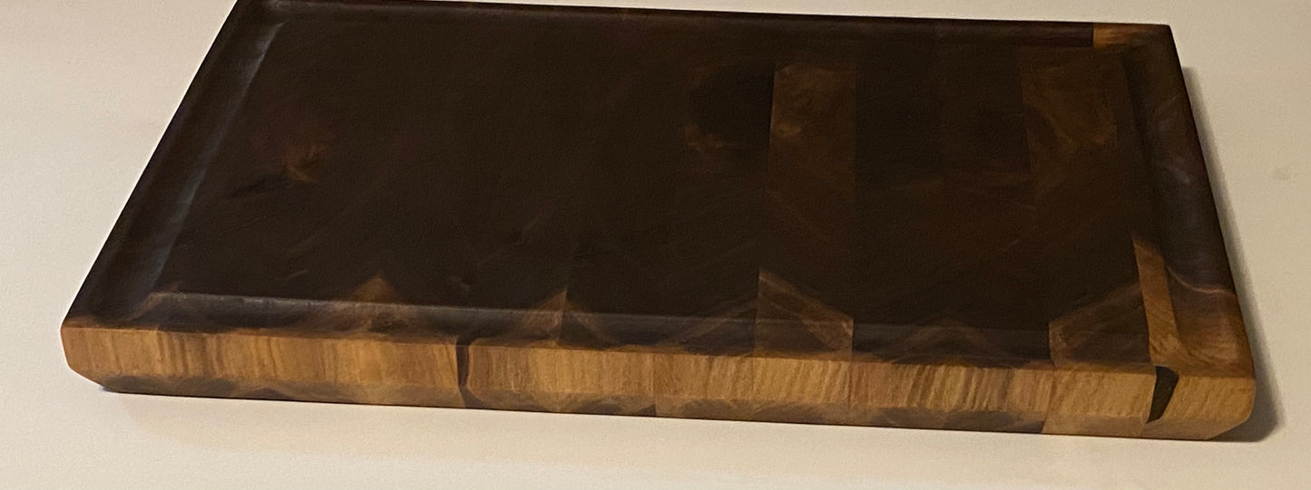 Walnut End Grain Cutting Board – Handmade Butcher Block for Kitchen
