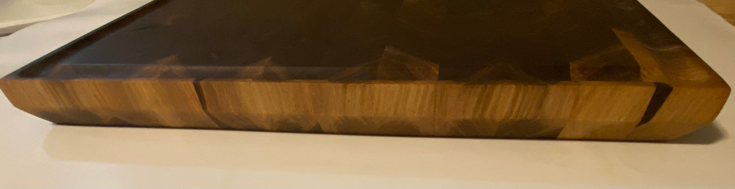 Walnut End Grain Cutting Board – Handmade Butcher Block for Kitchen