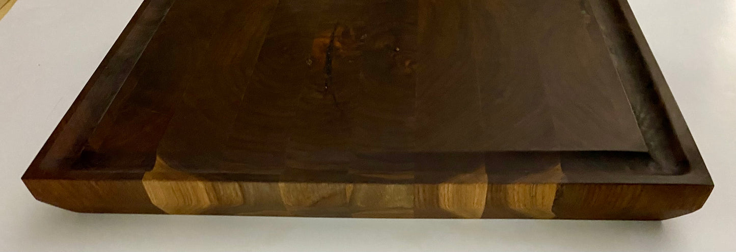 Walnut End Grain Cutting Board – Handmade Butcher Block for Kitchen