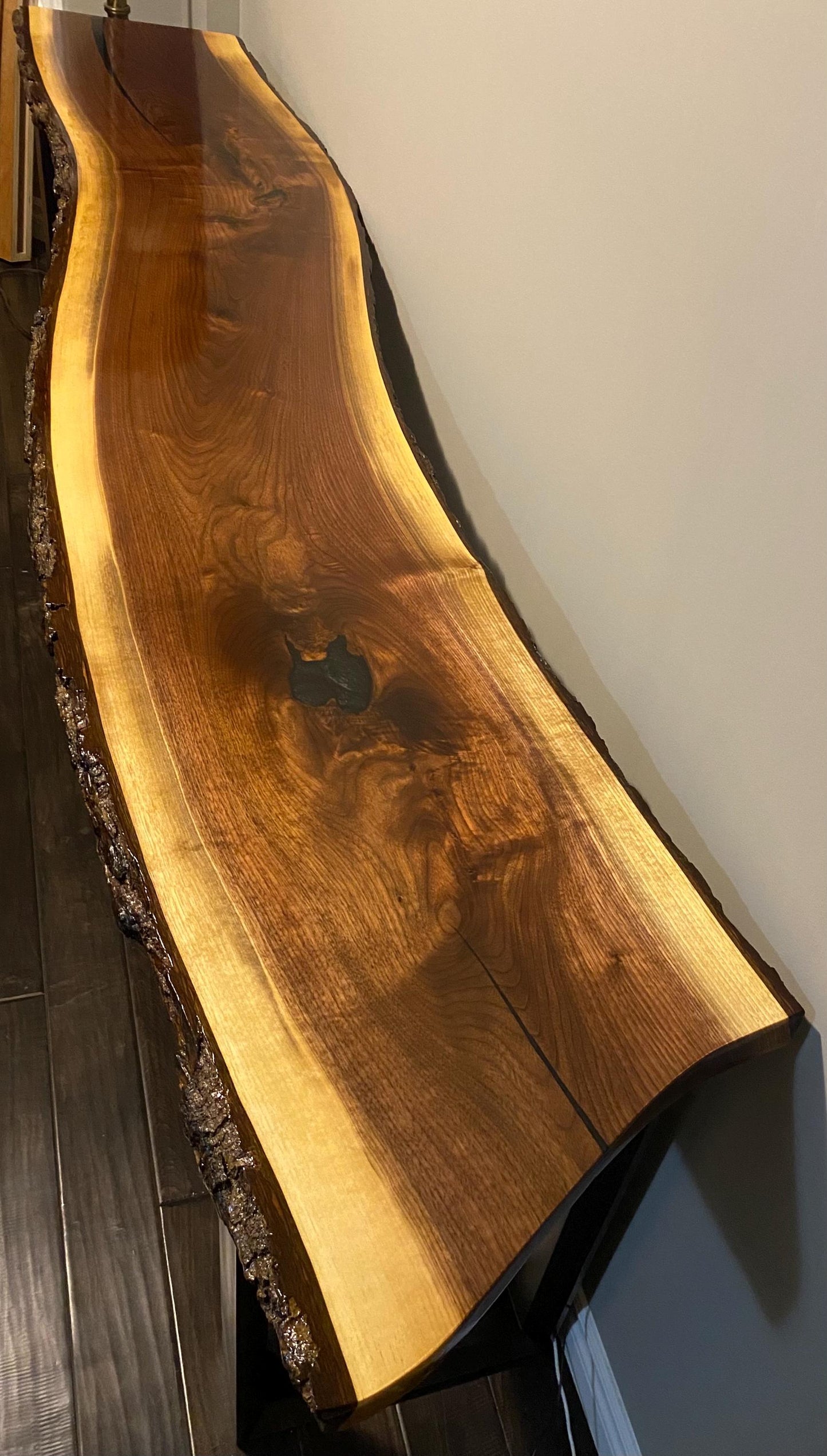 Live Edge Walnut Console Table – Entryway & Sofa Table – Handmade in Canada